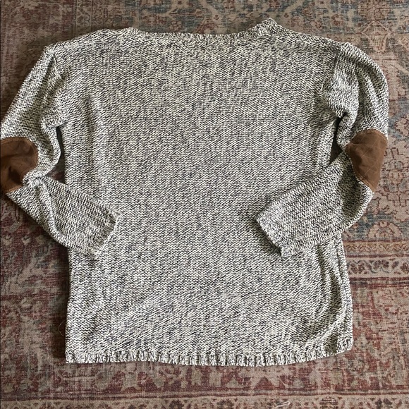 ✰ RD Style Hi-Low Sweater with Elbow Pads Medium✰ - Picture 2 of 3